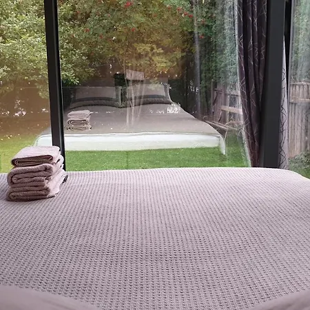 Mirror House Roosi 21