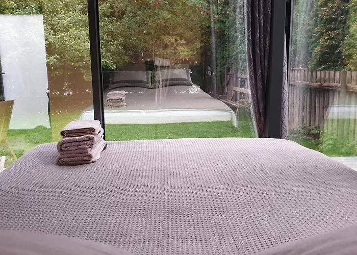 Mirror House Roosi 21